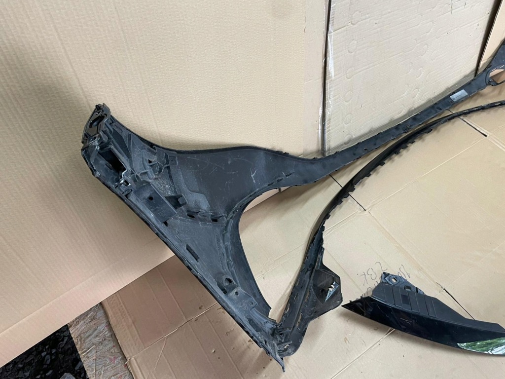 фото №12, Бампер передний перед mercedes eqa eqb w243 amg