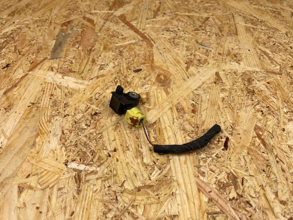 фото №7, Датчик удара ударный штекер vw id.3 id3 id.4 id4 1ea959345b