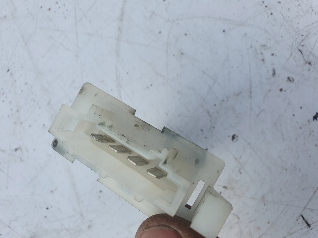 Решітка обдув права opel vectra c 1.9 cdti 2004r 5 передач дизель справна Ціна