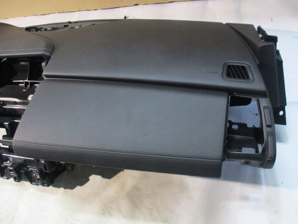 фото №7, Приборная панель приборная консоль kpl jaguar e-pace j9c3-19098-ad