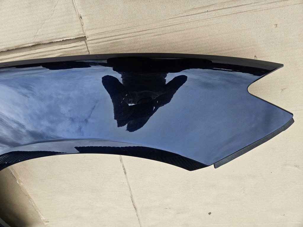 Правый  передний крыло  maserati quattroporte vi 6 m156 2013- оригинал Оригинал