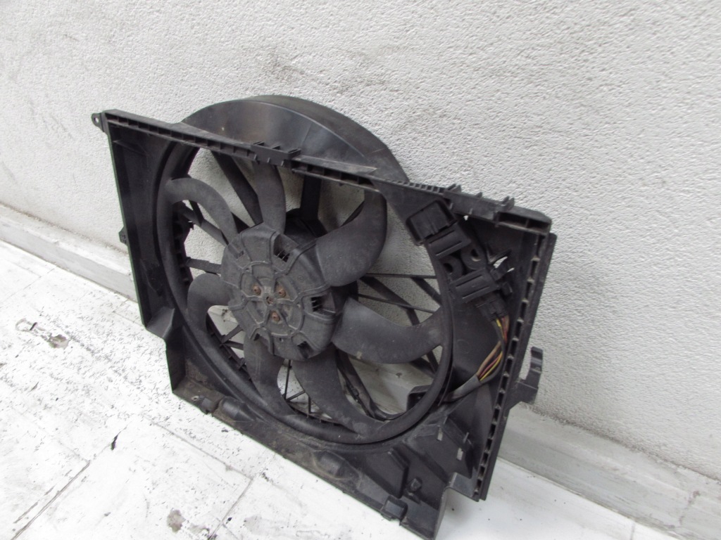 Bmw 3 e90 e91 e92 04-08 вентилятор радіатора корпус 3137229021 75617139 Недорого