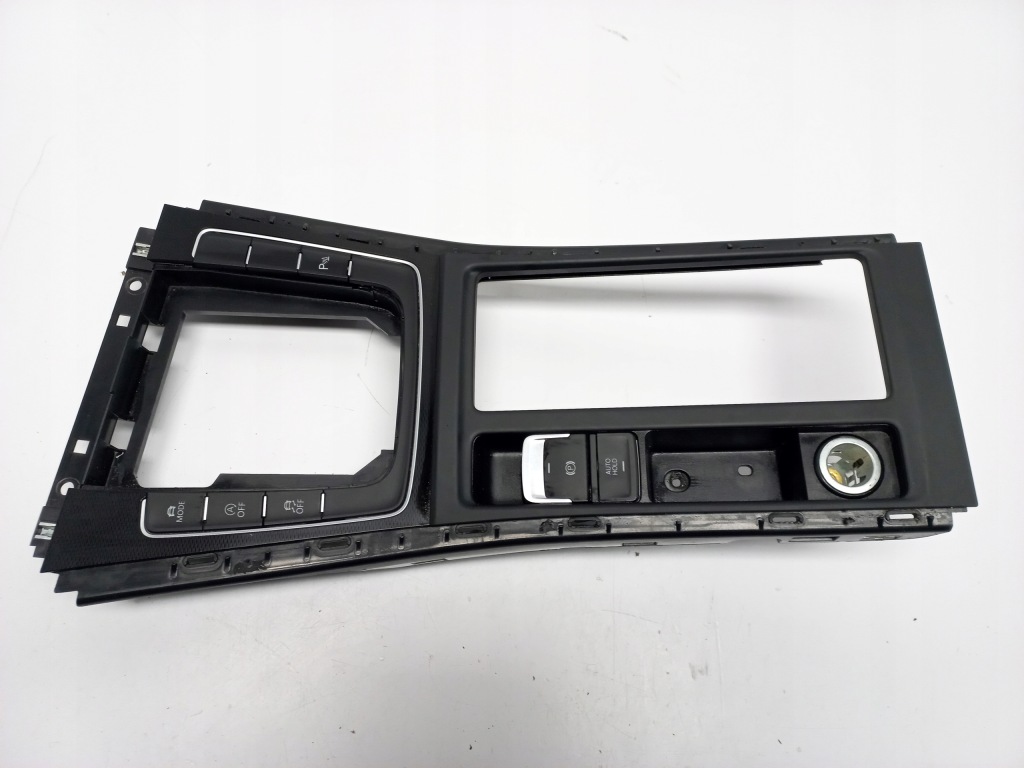 Купити Рамка панель тунель середній vw golf vii