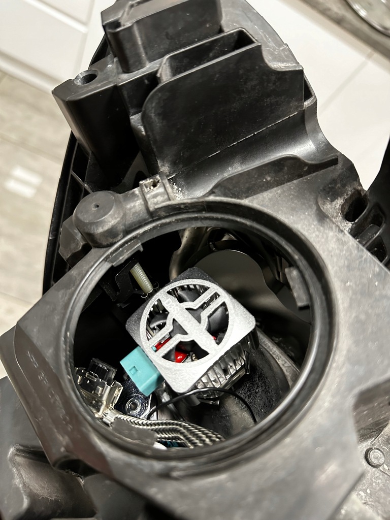 фото №12, Cls w218 2012- bixenon лівий поворотний kompletny демонтаж eu оригінал