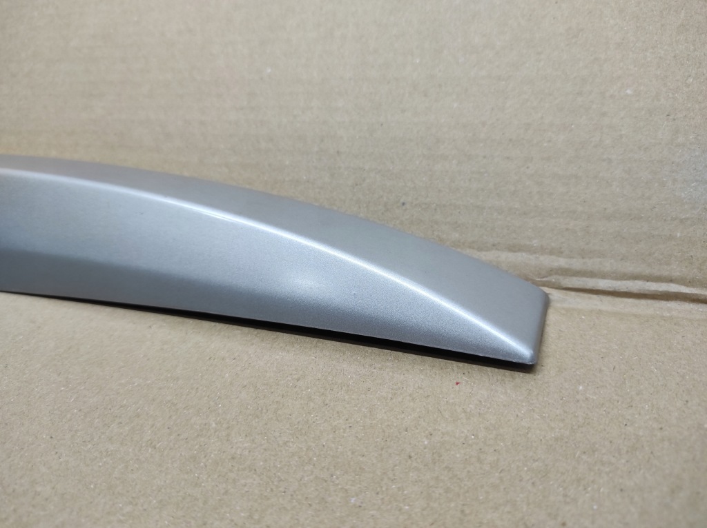 Заглушка накладка рейлінг права перед renault laguna 3 універсал Оригінал