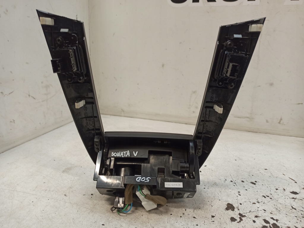 фото №8, Hyundai sonata 5 v переключатели подогрев сидений бардачок at0231 806b14