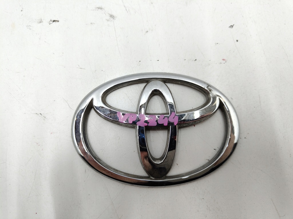 фото №1, Значок автомобиля toyota corolla verso _e12_ 3280t010 2.0l дизель 85kw