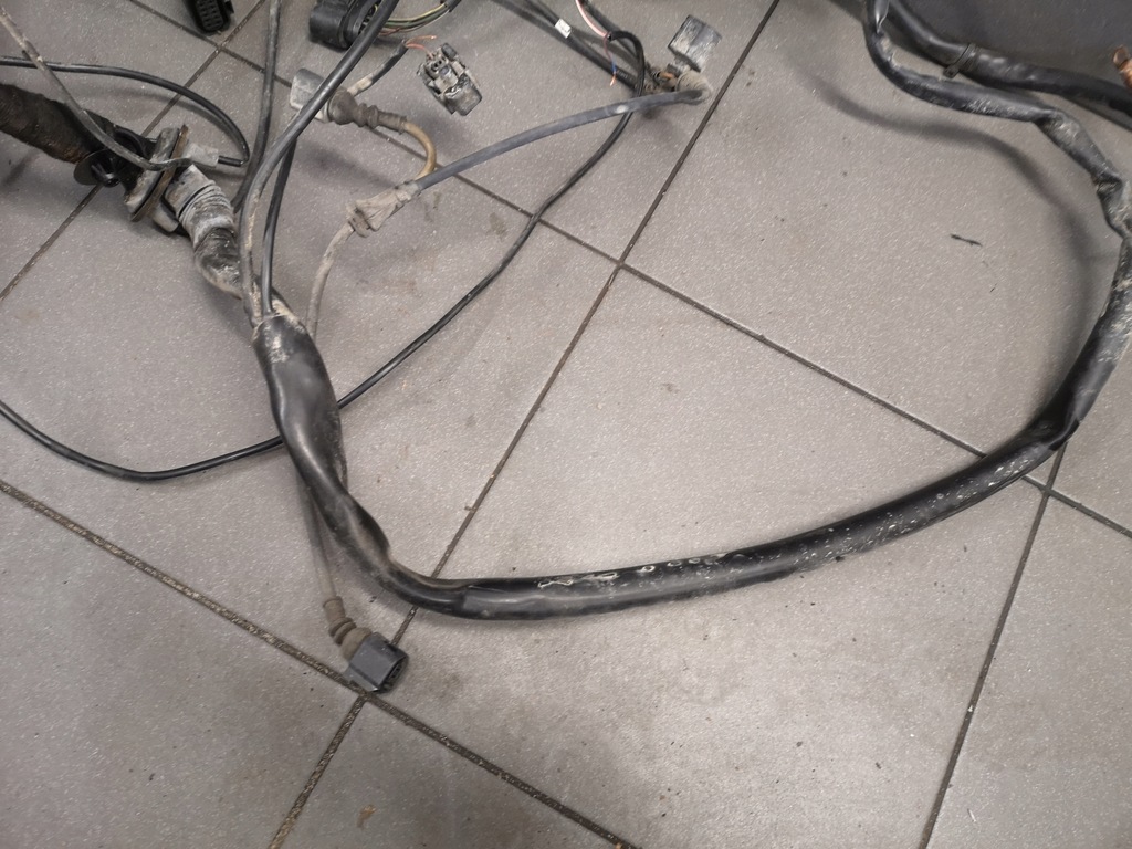 фото №6, Электропроводка жгут кузовная лампы левый перед audi a6 c6 4f1971075bm