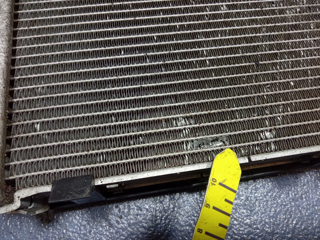 Bmw m4 g82 дополнительная радиатор воды 8095285 в Украине