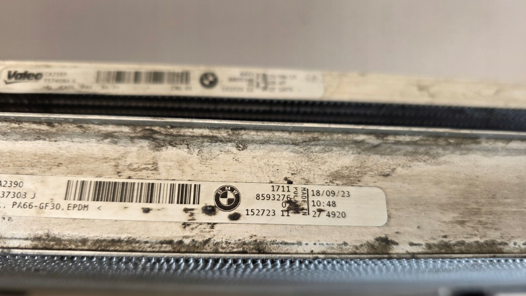 Радіатор води рідини кондиціонера bmw g20 g21 8593276 8679837 6805346 Доставка