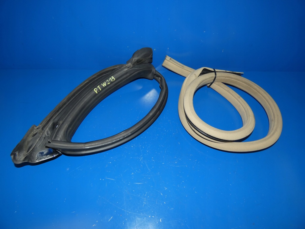 фото №1, Mercedes cls w219 прокладка двері правий задня