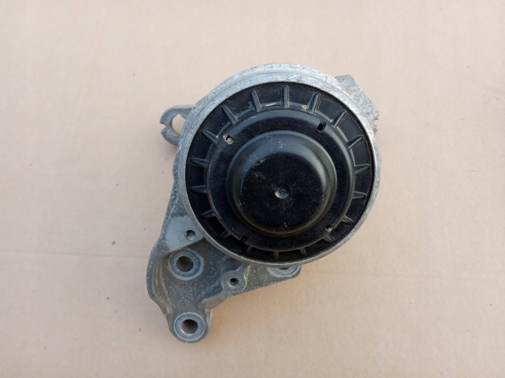 фото №1, Ford s-max mk2 2.0 tdci 2015-19r- подушка двигателя