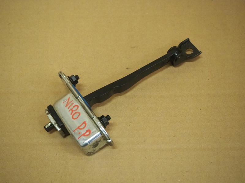 фото №1, Ограничитель дверь правый перед kia niro