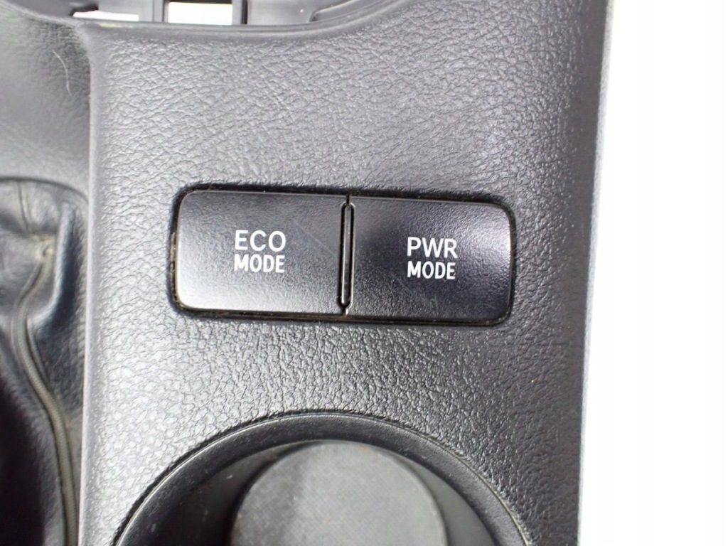 фото №8, Тунель підлокітник europa оригінал 58804-kk130 toyota hilux viii 18r