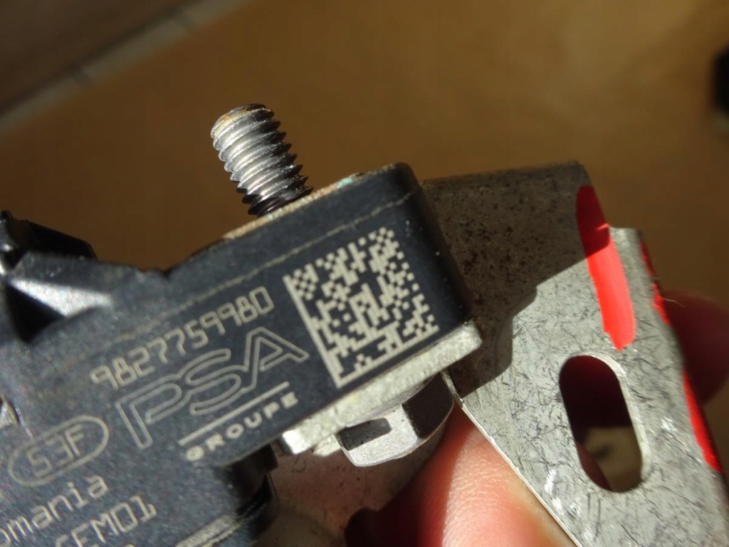 Клемма предохранитель аккумулятор peugeot 508 2 r8 Оригинал