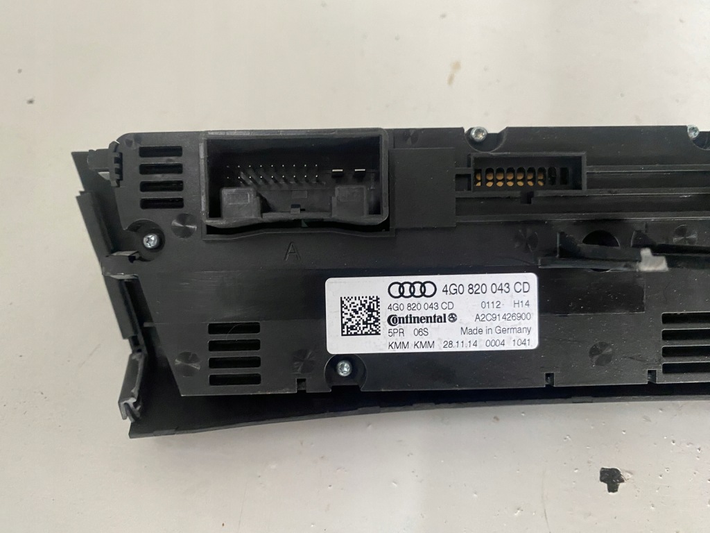 фото №8, Audi a6 c7 lift панель кондиционера 4g0820043cd