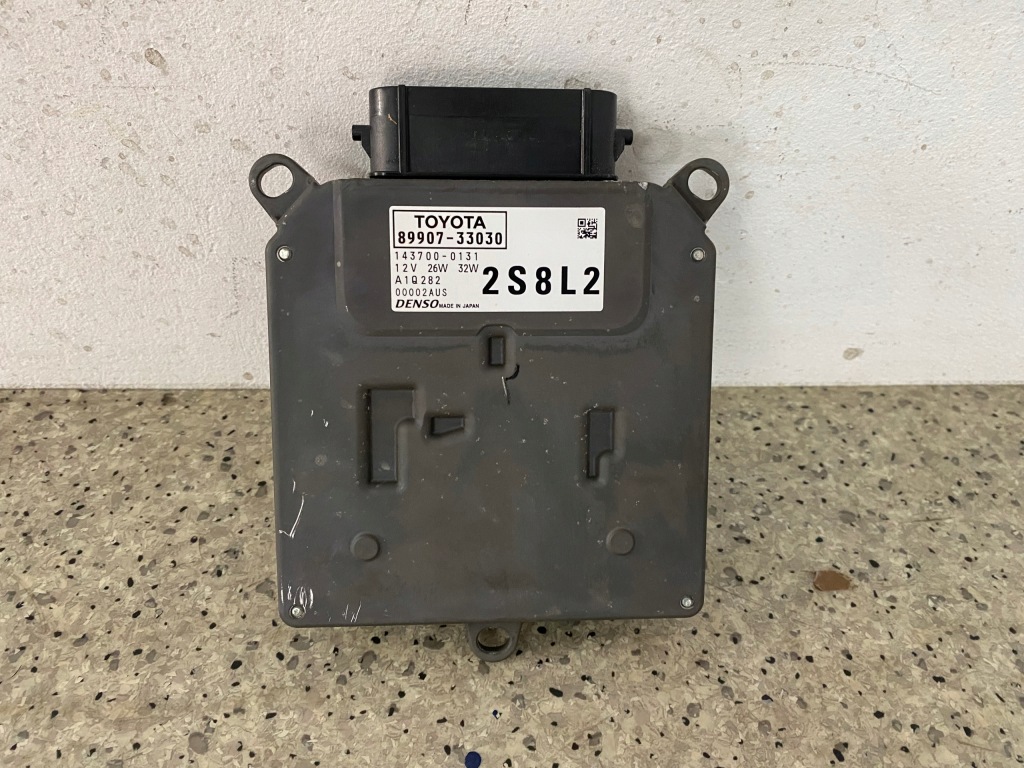 фото №1, Преобразователь модуль блок управления лампы toyota 89907-33030