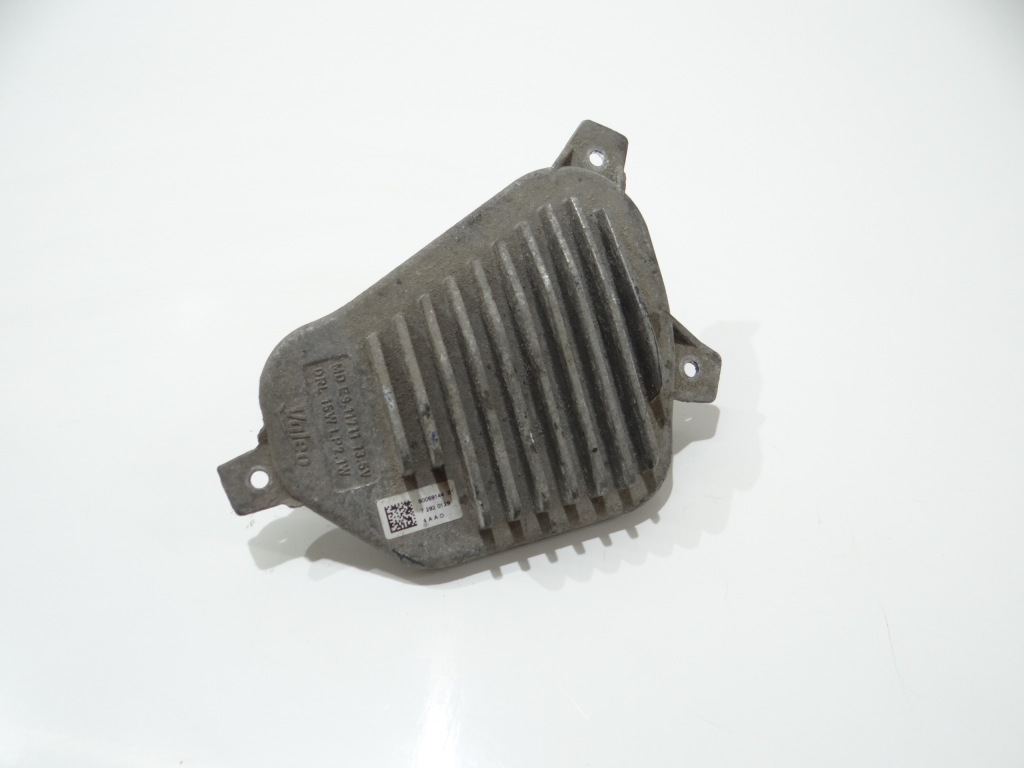 Купить Блок розжига модуль фары led йожик  bmw x1 f48 90068144