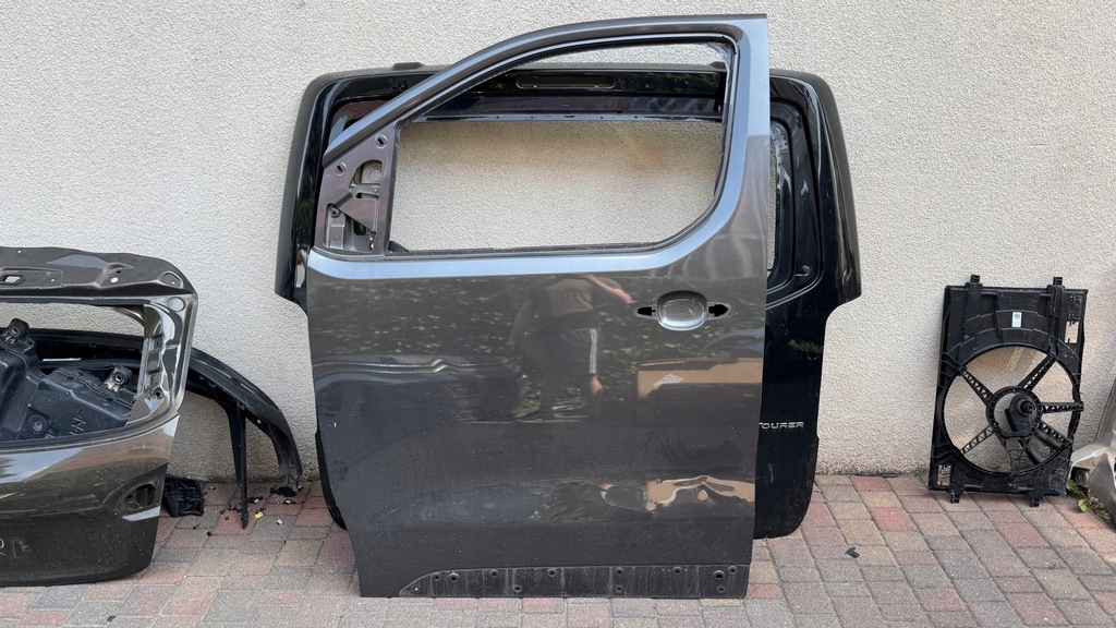 фото №1, Jumpy expert proace vivaro scudo дверь левая перед