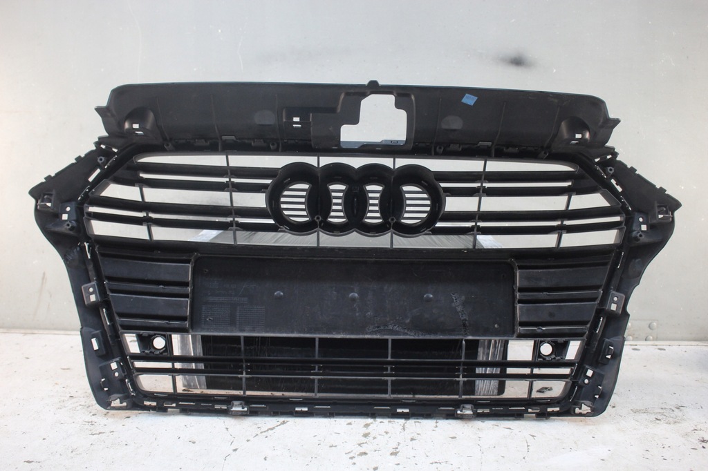фото №7, Решётка радиатора audi a3 lift 8v3853651aa 8v