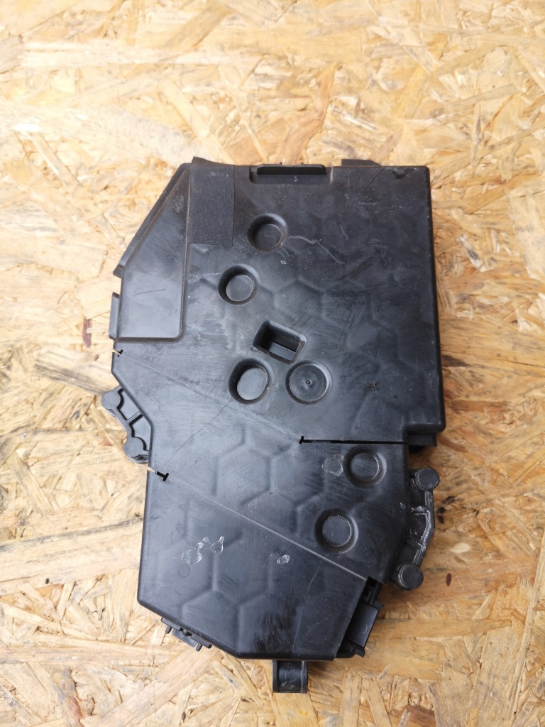 Купить Mercedes a klasa w177 клемма предохранитель a1775404007