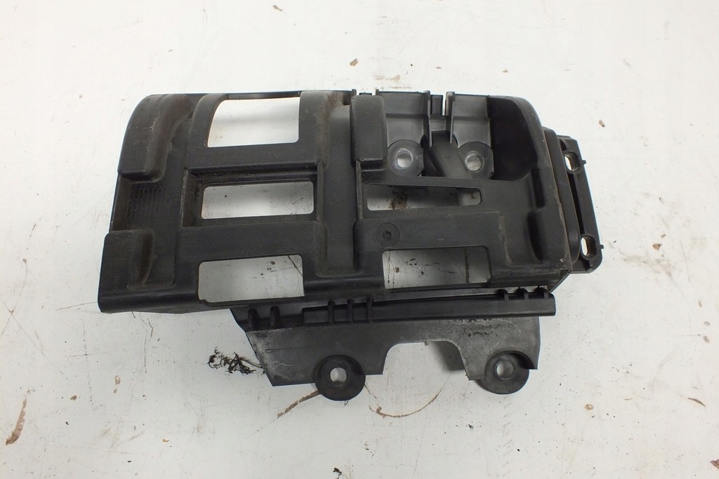 фото №5, Peugeot 5008 направляющая бампера левый задняя