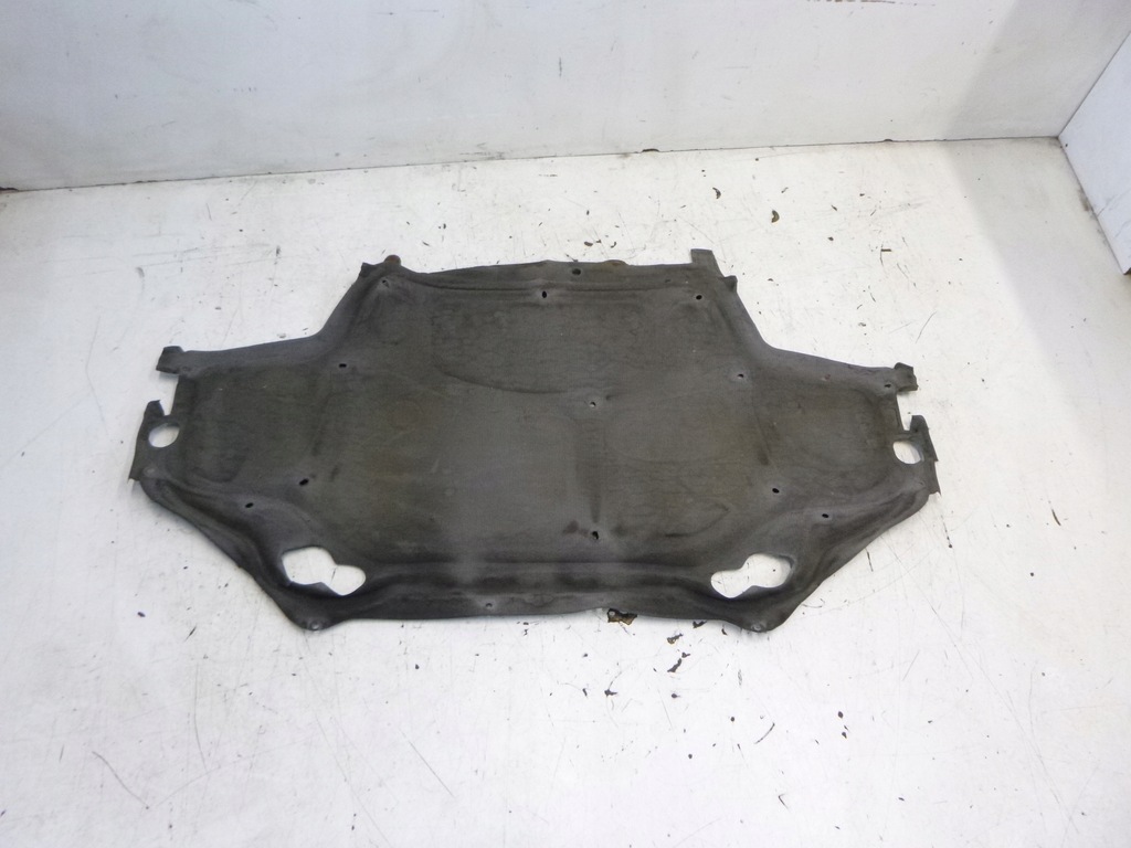 фото №6, Шумоизоляция капот + клипсы mercedes w203 coupe 02r.