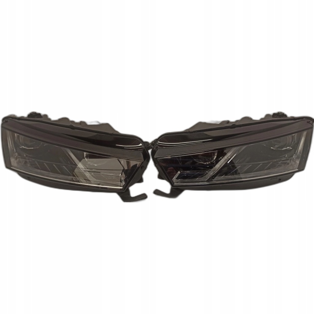 Купити Лампа full led права ліва octavia iv 5e4941016a