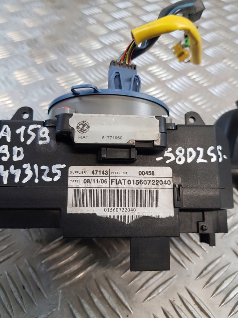 Купити Перемикач підрульовий  стрічка 0265005499 01560722040 alfa romeo 159 європа