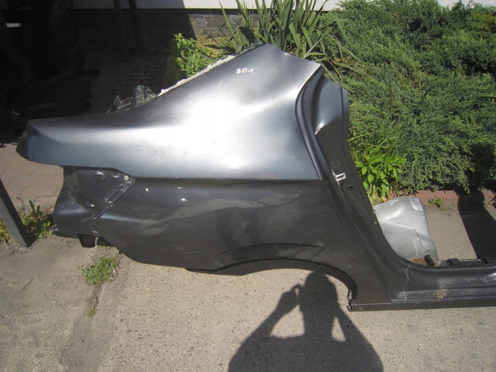 фото №1, Peugeot 301 чверть задня крила задня