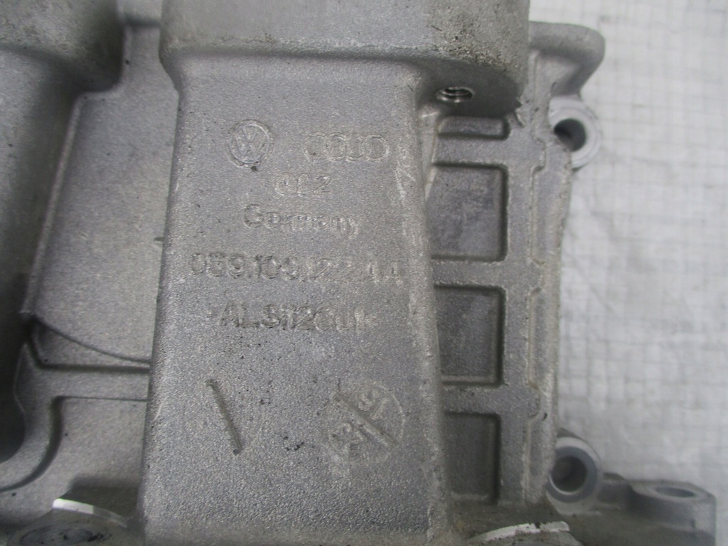 фото №4, Audi q7 a6 c7 vw touareg 3.0tdi корпус распределительного вала