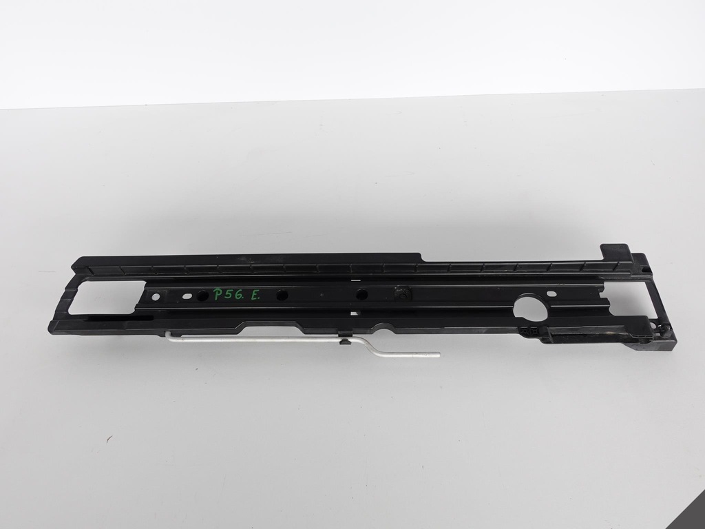 фото №1, Porsche cayenne 7p5 touareg молдинг багажника ліва