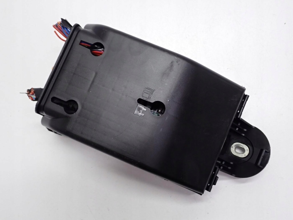 фото №1, Корпус коробка запобіжників 32209198 volvo xc60 ii 18r