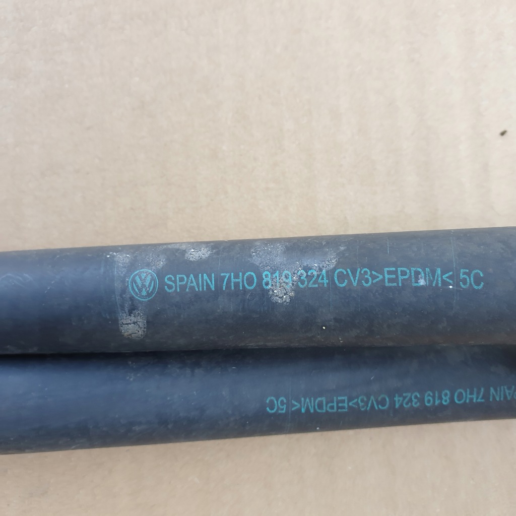 фото №7, Шланг трубка wąż wody webasto vw multivan t5 оригінальний номер