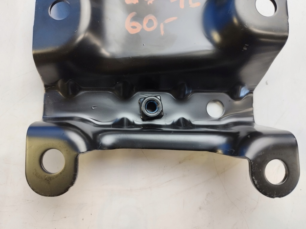 фото №9, Audi q7 4l 07r кронштейн сидіння середнього задня 4l0883626e