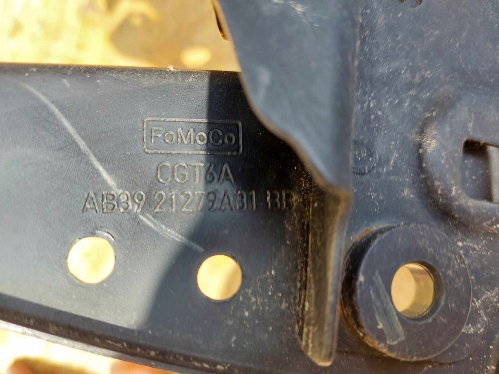 фото №10, Ford ranger 13-21 rok левая четверть обшивка задняя