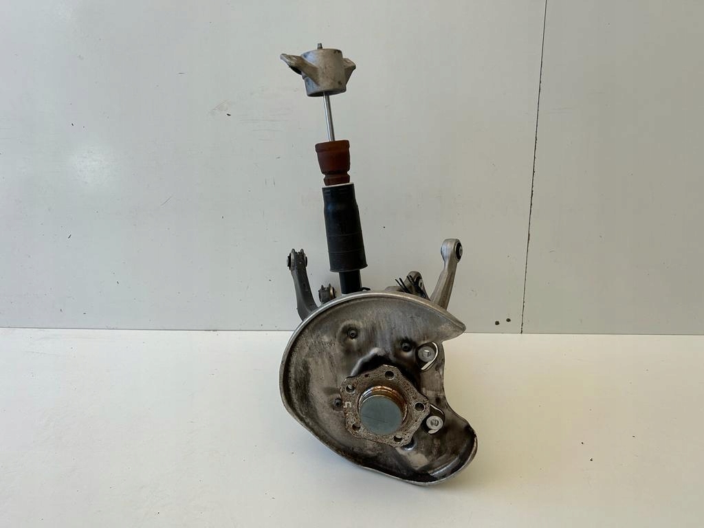 фото №1, Audi a4 a5 підвіска важіль поворотний кулак ступиця