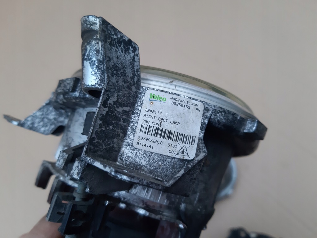 фото №4, Scania r протитуманна фара лампа 2248114 2080689