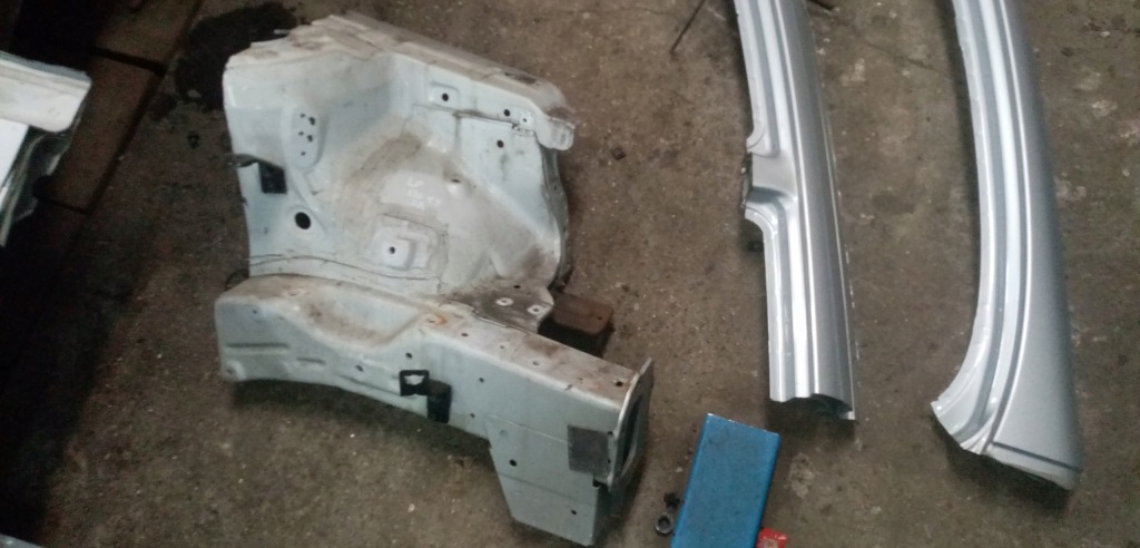 Купити Лонжерон лівий перед 2r hyundai i30 07-11