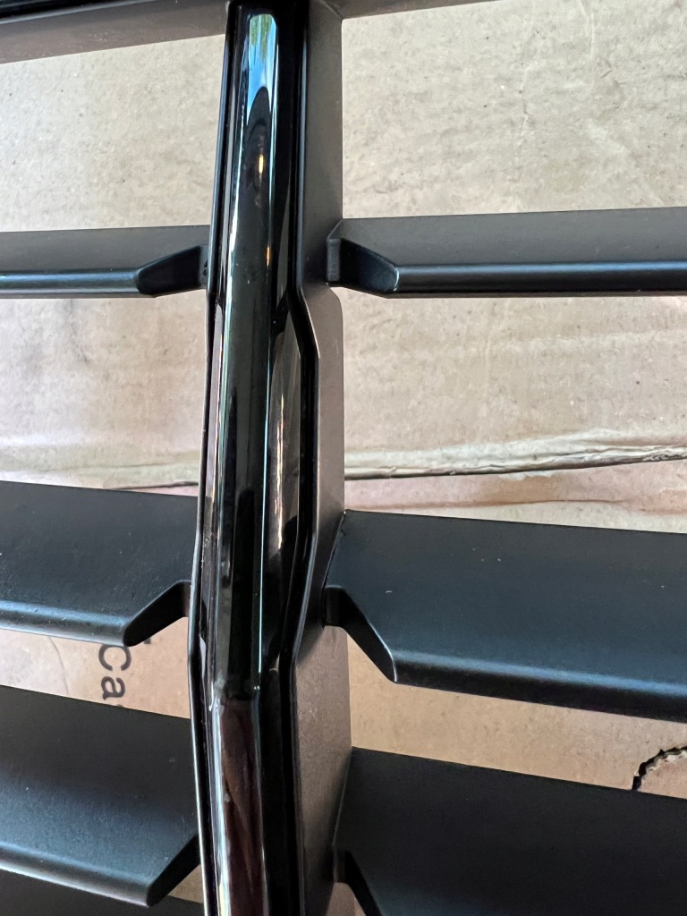 Решётка радиатора решётка  радиатора audi q3 2 2 83a s-line Доставка