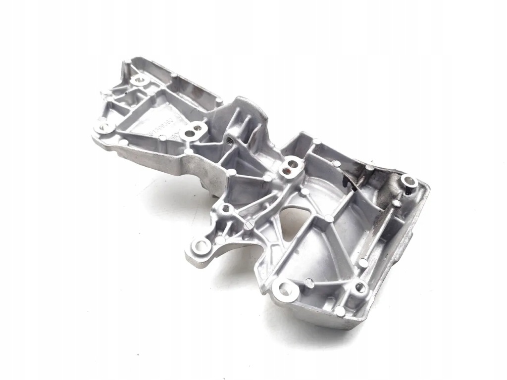 Citroen ds3 кронштейн генератора 1.2 vti 82 бензин 60kw 82 hp 2015 в Україні