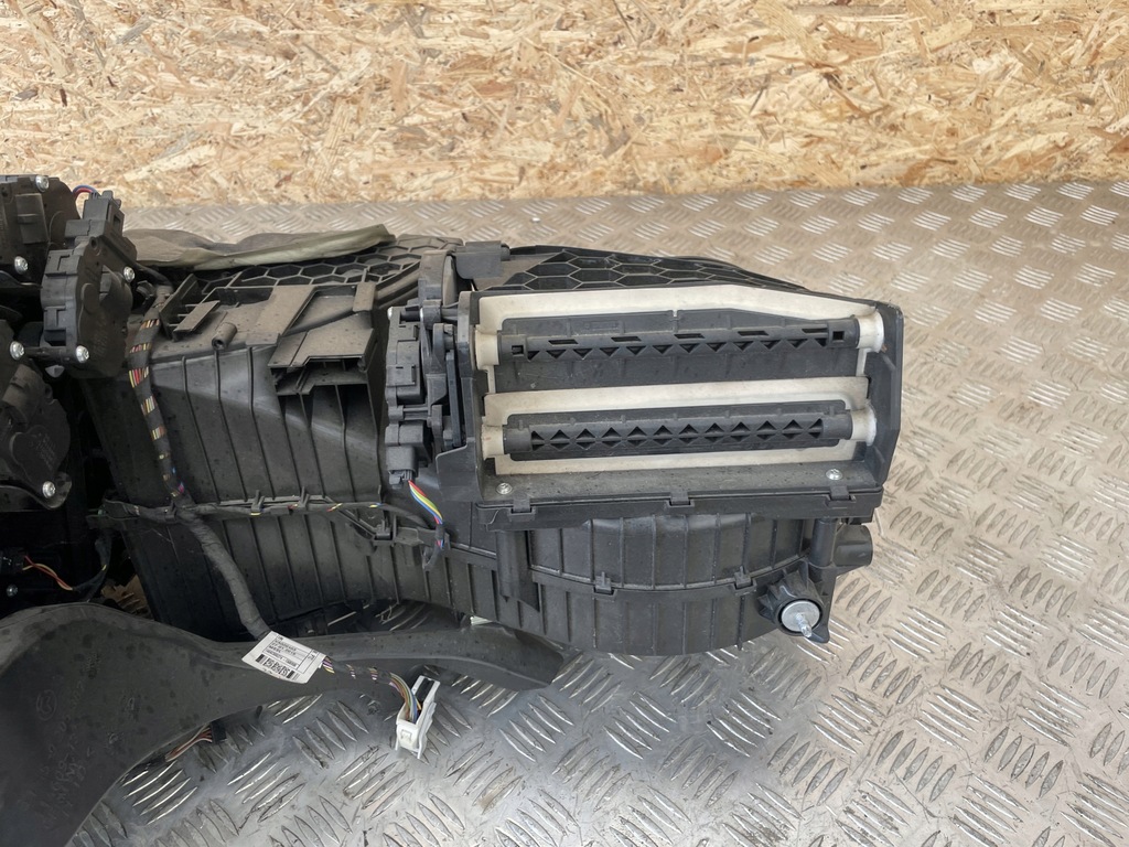 фото №6, Bmw f30 обігрівач повітродувка 9197710