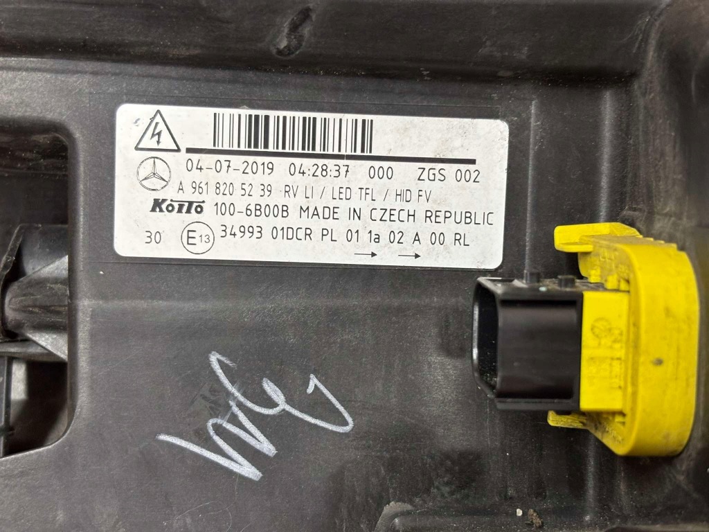 Купити Фара ліва перед mercedes actros a9618205239