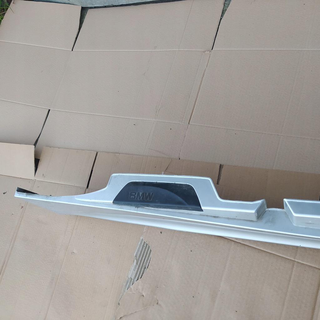 фото №7, Молдинг порог правая bmw 1 e87