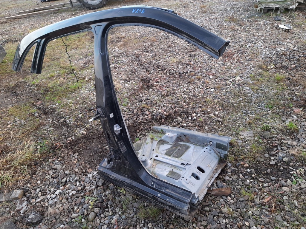 фото №2, Mercedes w246 блок двигуна поріг правий