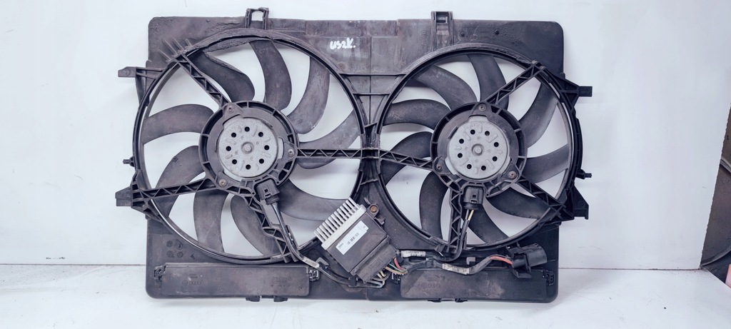 фото №1, Вентиляторы + корпус audi q5 a4 a5 8k0121003m usz