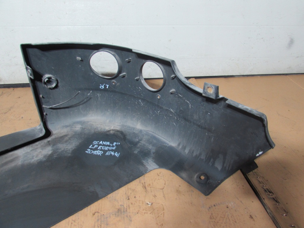 фото №8, Обшивка уголок бампера левый перед scania r 2015r euro 6 1865182