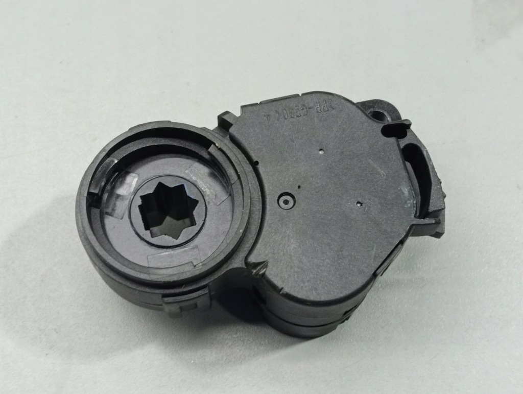 фото №2, Моторчик отопителя renault megane iv t37221b