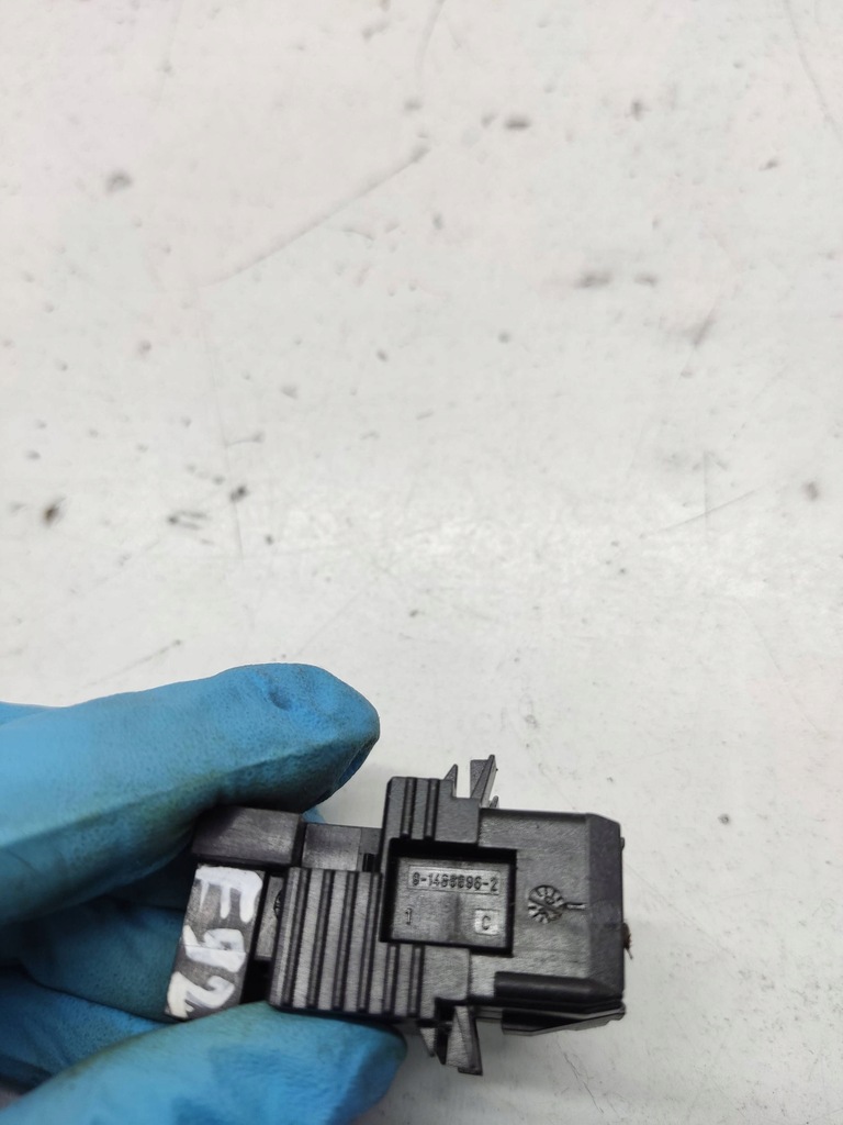 фото №6, Bmw 3 e90 e91 2008 датчик педалі гальма 1468896