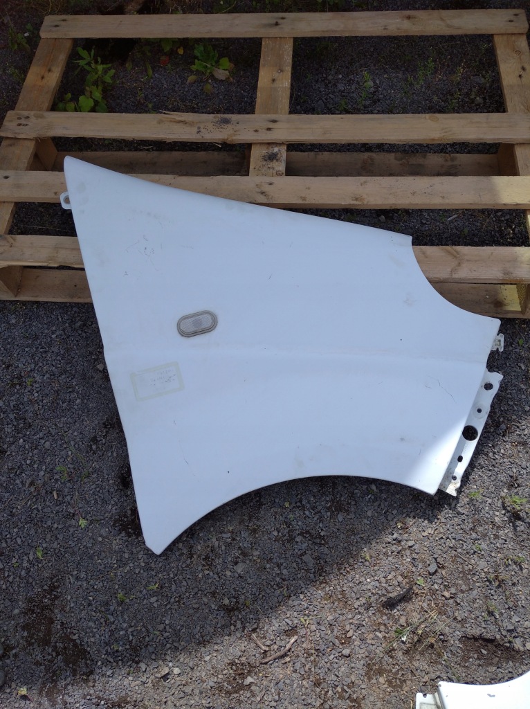 фото №1, Крила передній лівий правий trafic vivaro